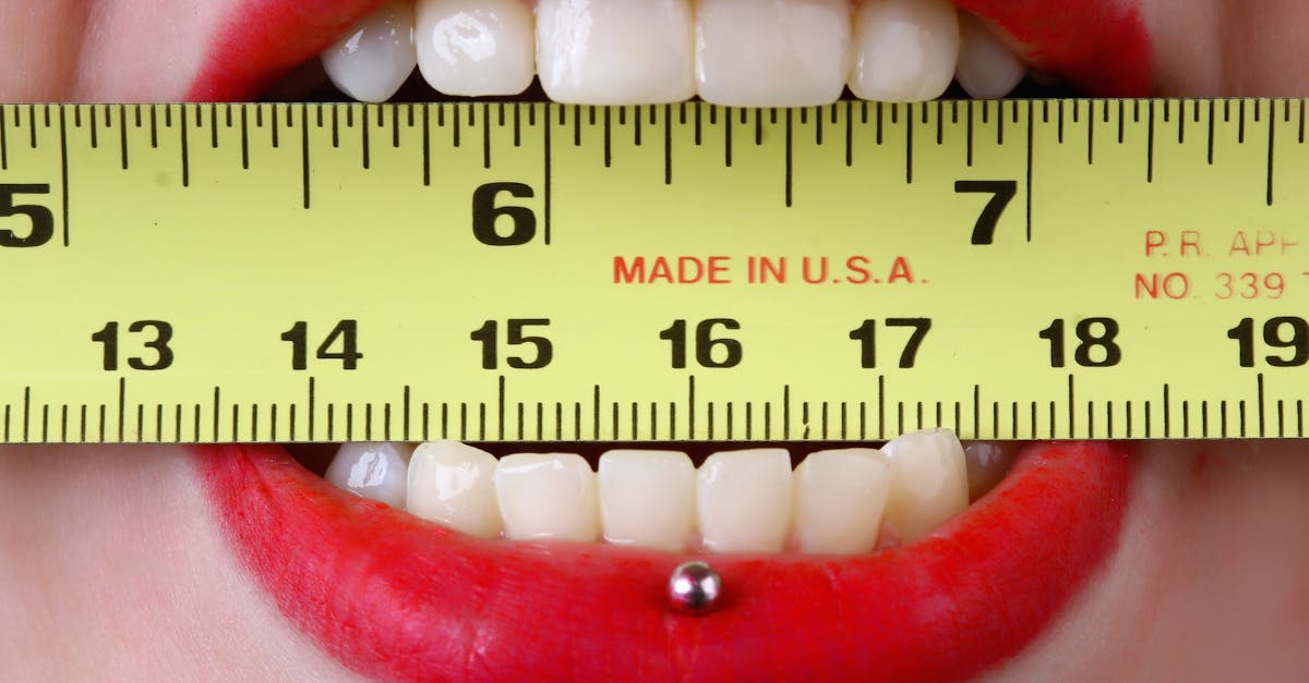 découvrez l'univers du piercing : signes d'expression, styles variés et conseils d'entretien. osez le changement avec notre guide complet sur les piercings pour sublimer votre style et affirmer votre personnalité.