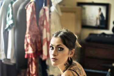 découvrez l'univers fascinant des piercings : tendances, conseils d'entretien et inspirations pour sublimer votre style. que vous soyez novice ou passionné, trouvez toutes les informations nécessaires pour bien choisir et entretenir votre piercing.