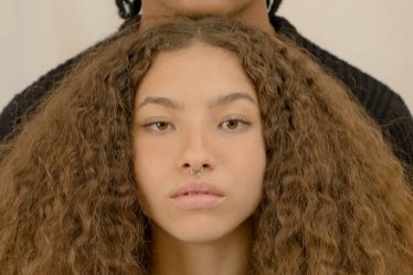 découvrez les tendances piercing 2025 : styles innovants, matériaux modernes et inspirations uniques pour exprimer votre personnalité. restez à la pointe de la mode et explorez les piercings les plus en vogue de l'année.