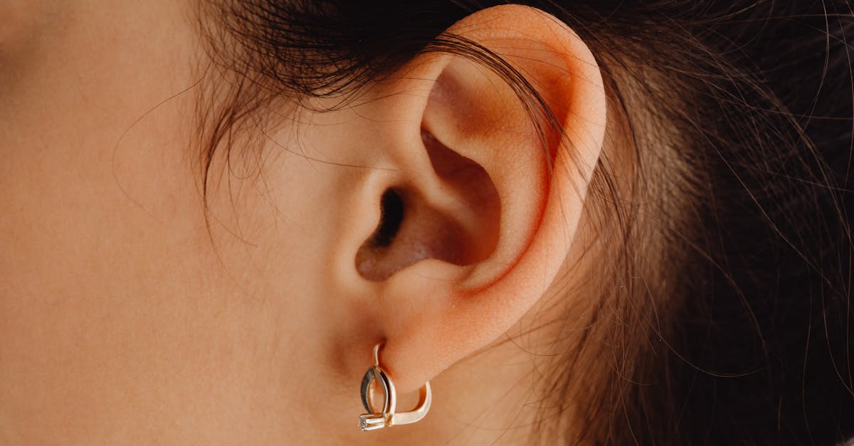 découvrez notre collection de piercings en or, alliant élégance et durabilité. parfaits pour exprimer votre style unique, nos bijoux en or sont conçus avec soin pour sublimer votre look. explorez des designs variés et trouvez le piercing qui vous correspond!